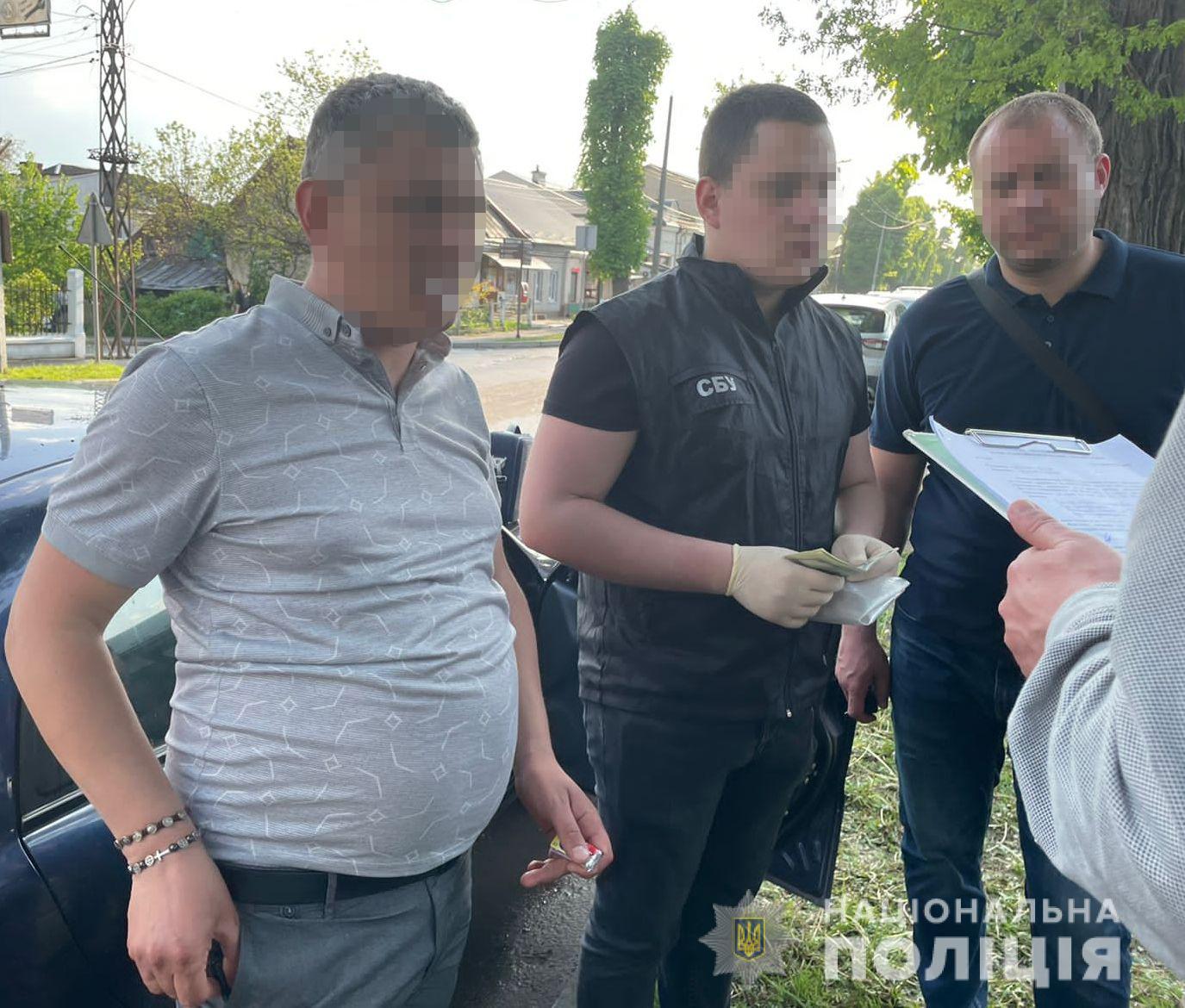 На Львівщині затримали головного лікаря за "липову" довідку для ухилянта