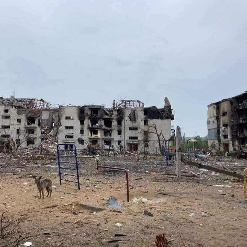 Двоє людей загинуло, двоє – поранено. Окупанти продовжують обстрілювати Луганщину
