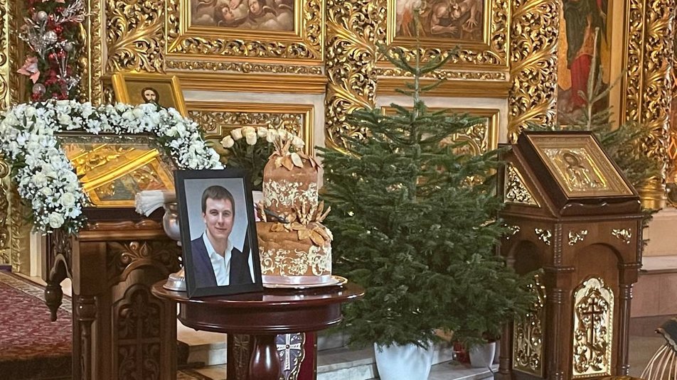 У Києві попрощалися з львів’янином Тарасом Позняковим, якого вбили шість років тому