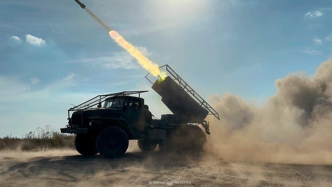 Відбили 14 атак на Авдіївському напрямку, 10 - біля Мар'їнки, - Генштаб
