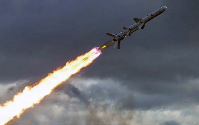 Ранкова ракетна атака: відомо куди цілив ворог