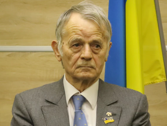«Суд» у Криму виніс заочний вирок Мустафі Джемілєву