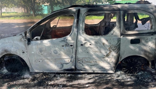 У Куп'янську росіяни скинула вибухівку на цивільне авто: поранений 35-річний чоловік