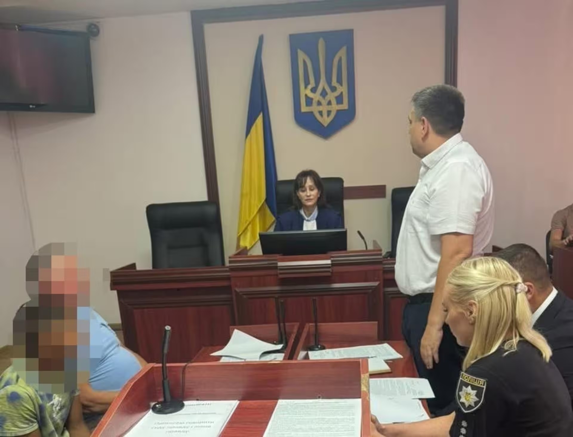 На Закарпаття суд арештував трьох підлітків, які зґвалтували жінку