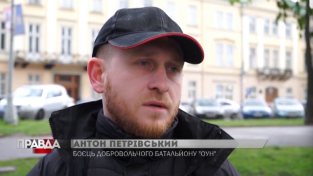 Активісти вимагають демонтувати монумент “Слави”