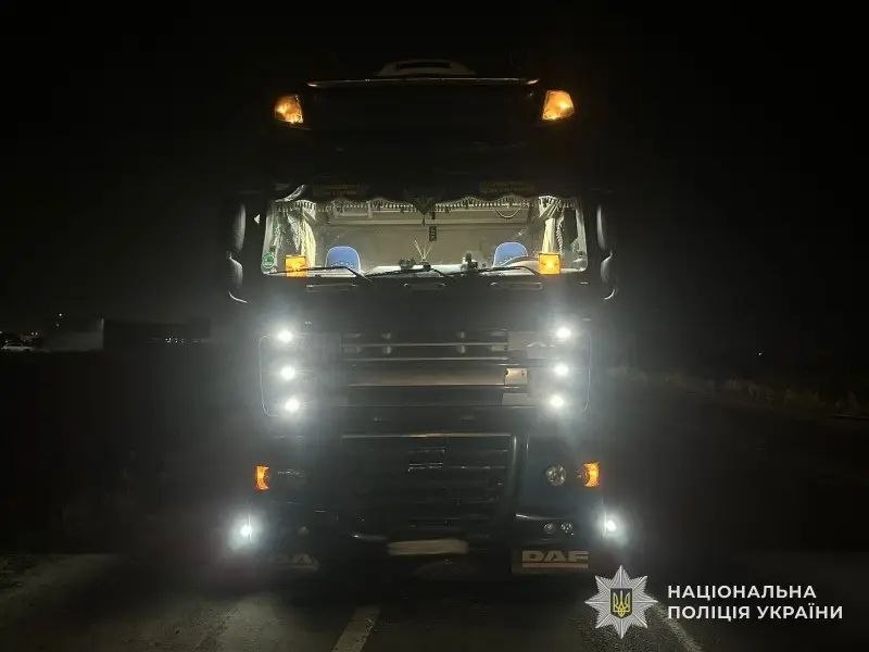 Вночі поблизу Львова сталася смертельна аварія: фото з місця трагедії