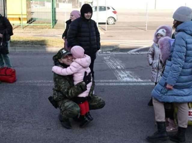 Варшава та Краків більше не можуть приймати біженців – ЗМІ