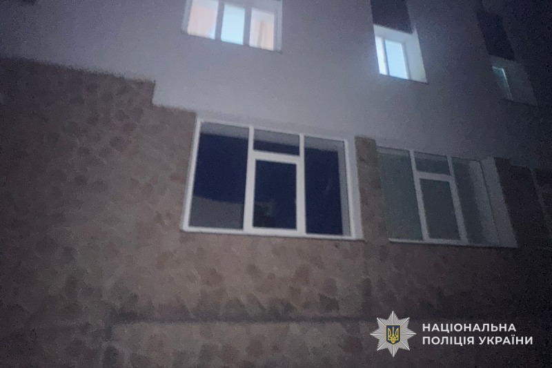 У Тернополі студент випав з вікна гуртожитку та помер