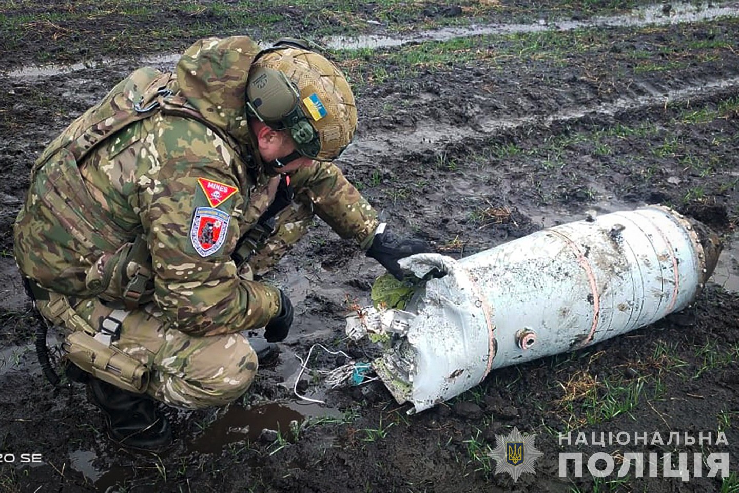 На Сумщині розповіли, як знешкодили бойову частину авіаційної ракети Х-59 (фото)