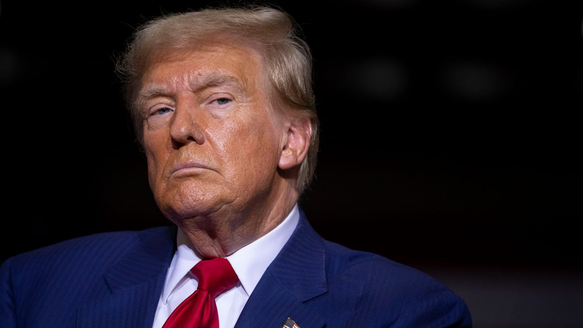 Верховний суд США відхилив клопотання Трампа про замороження зовнішньої допомоги