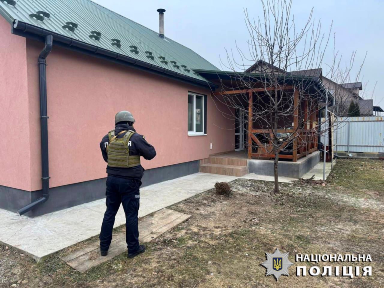 З'явилися перші фото з місця вибухів на Київщині під час нічної атаки "шахедів"