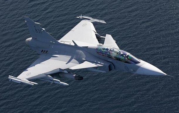 Українські пілоти вже навчаються на шведських винищувачах Gripen – Зеленський