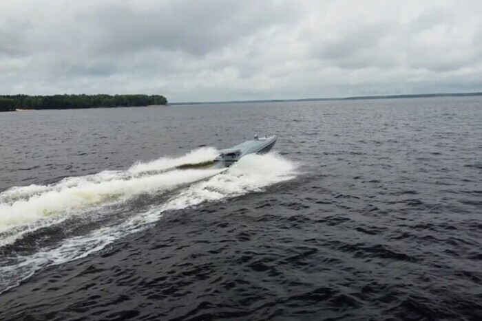 У Росії заявили про атаку морських дронів по Кримському мосту