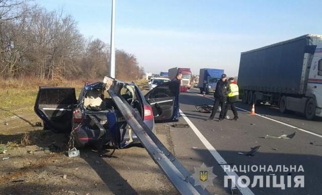 Знесло голову відбійником. Очевидці про смертельну ДТП на Стрийщині