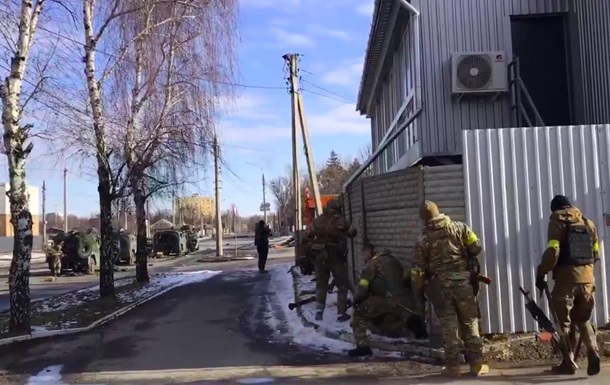 Половина російської техніки у Харкові вже знищена - Арестович