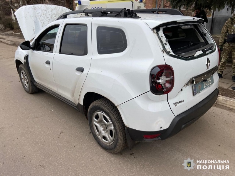На Харківщині Росія вдарила дроном-камікадзе по авто поліції