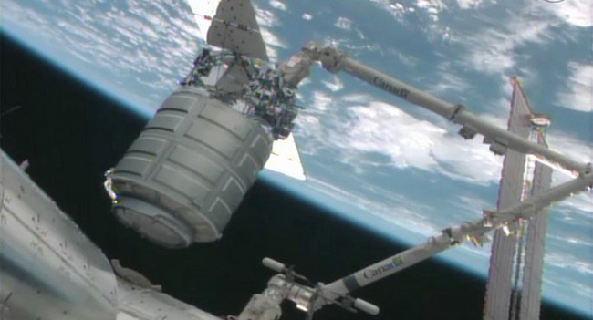 Корабель Cygnus, запущений українсько-американською ракетою, успішно пристикувався до МКС.