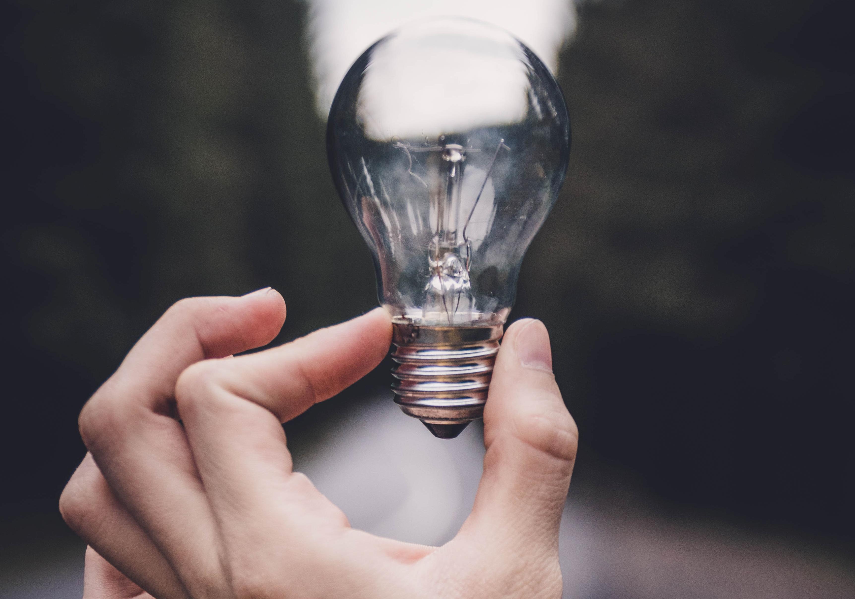 На Львівщині ввели графіки погодинних відключень світла: графік