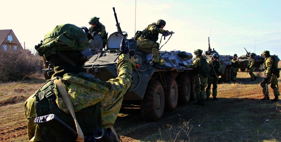 На одному із напрямків росіяни одягають форму ЗСУ