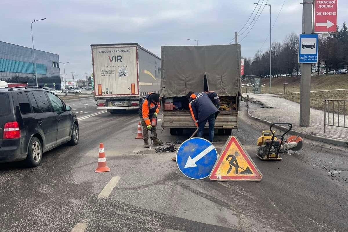 У Львові розпочали ремонти доріг: Де стартують роботи