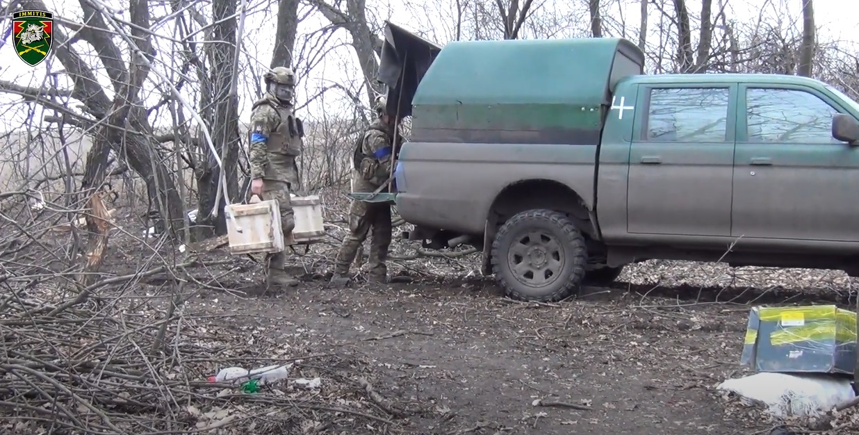 Десантники-єгері розстріляли з мінометів ворожу групу на позиціях