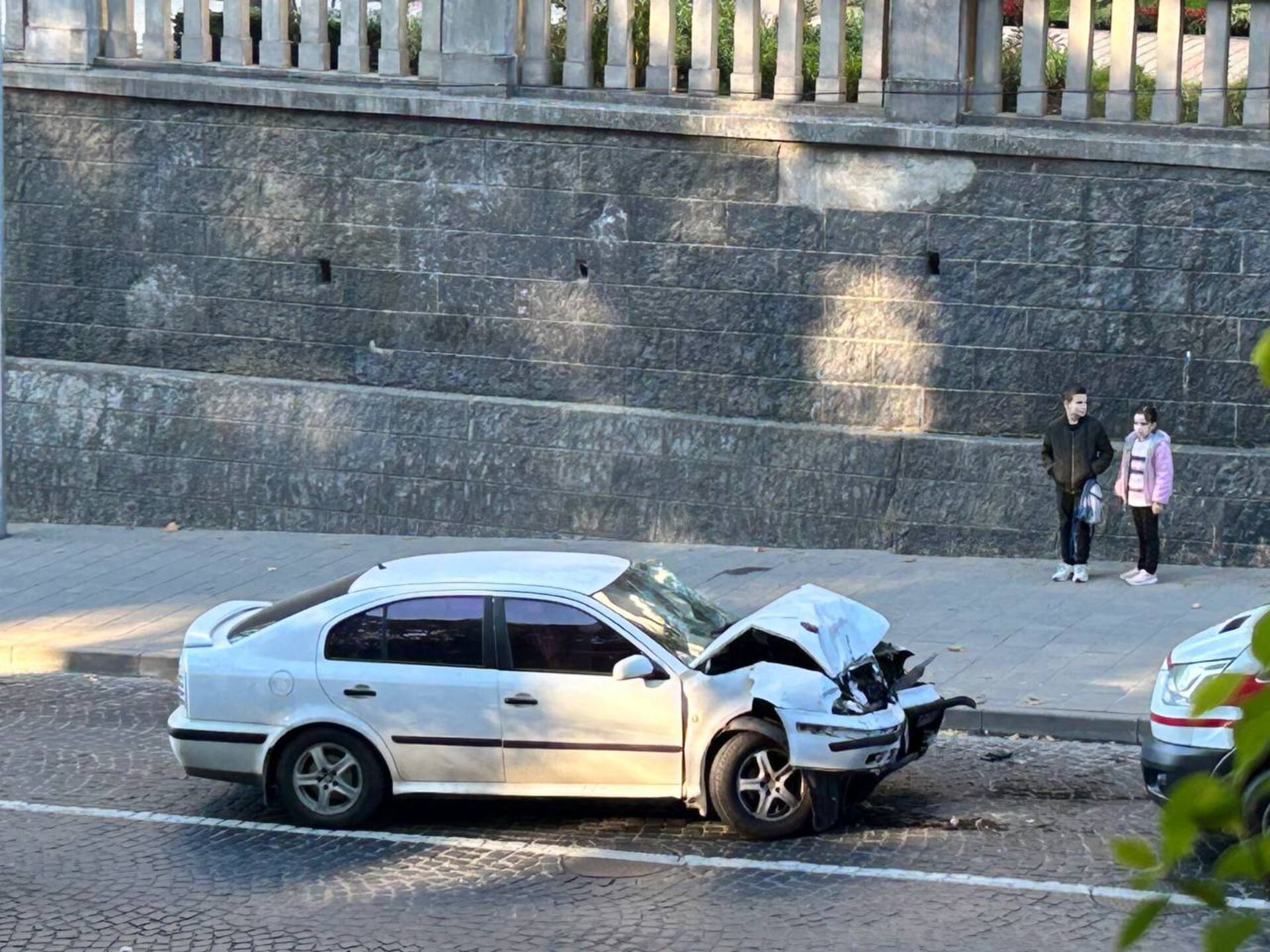 У Львові легковик зіштовхнувся з автобусом