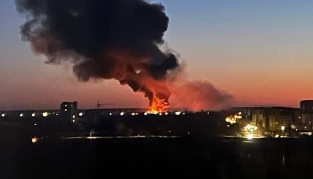 В Іраку впали ракети біля консульства США 