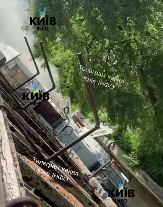 У Києві стався вибух у багатоповерхівці: Що відомо (відео)