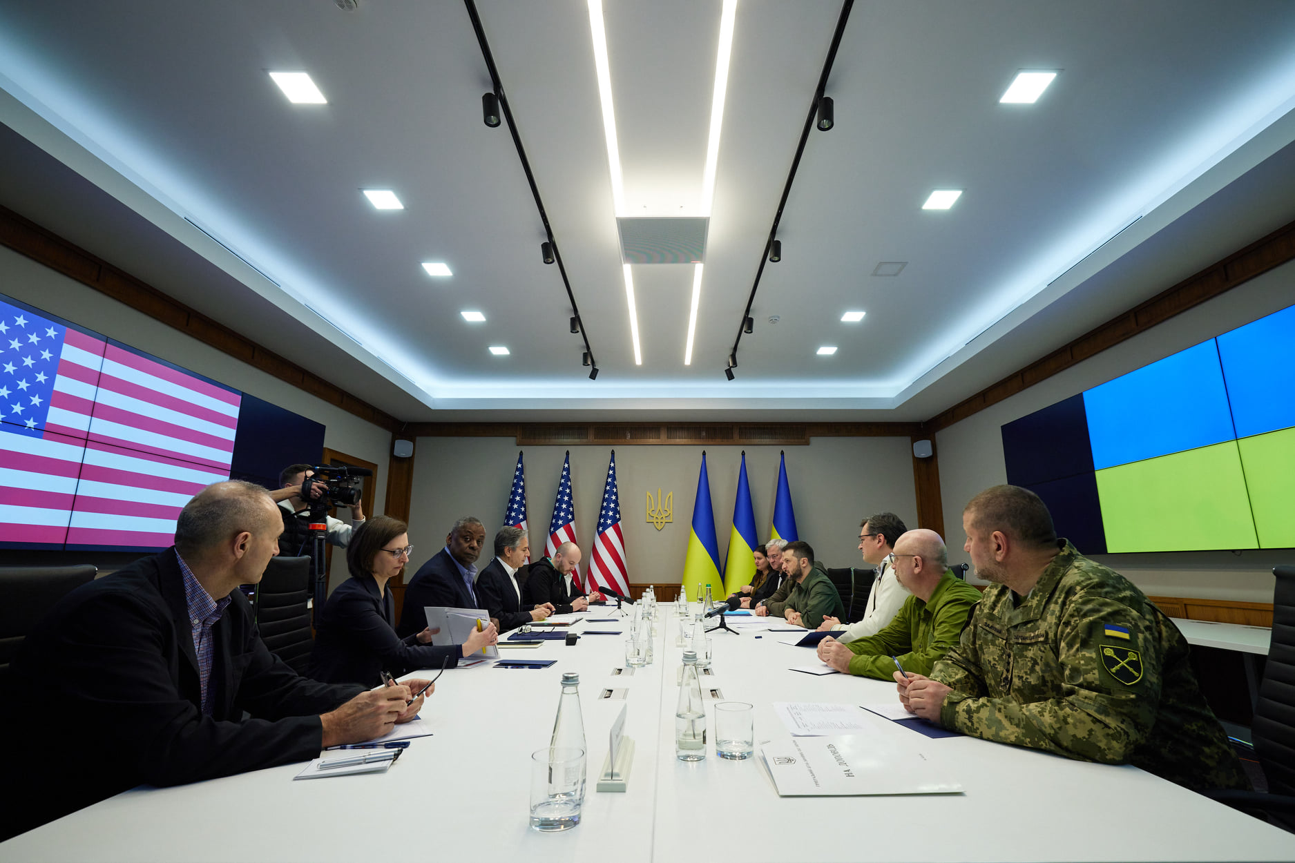 «Ми завдамо ударів». Нова санкційна допомога від США