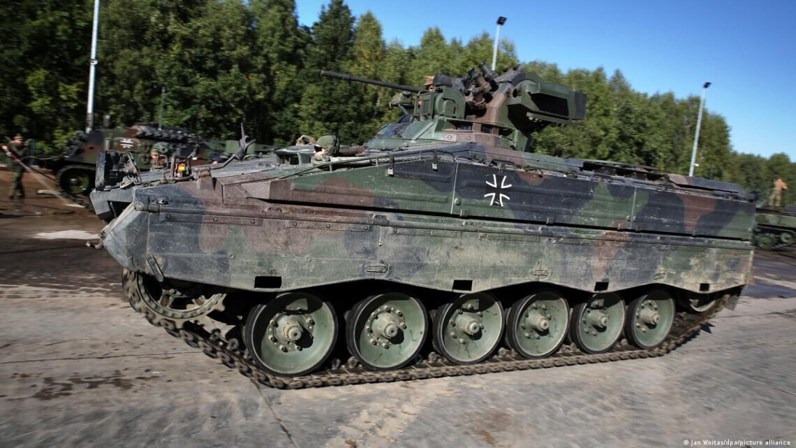 БМП Marder і танки для розмінування. Німеччина відправила Україні нову партію військової допомоги