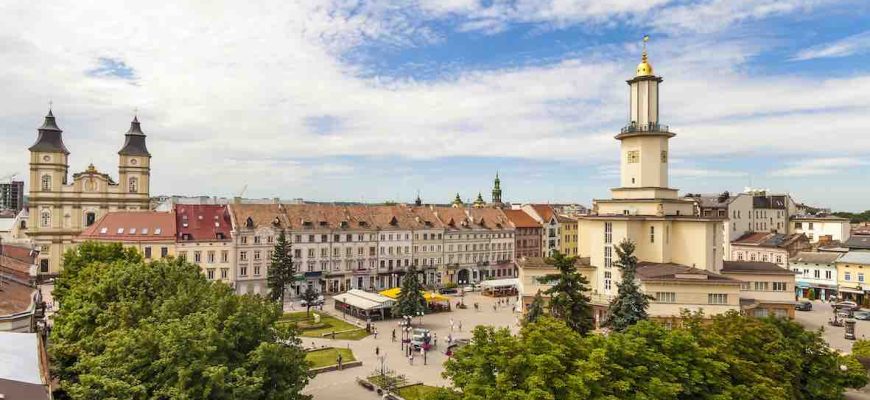 Поліція розслідує службове підроблення в Івано-Франківській міськраді