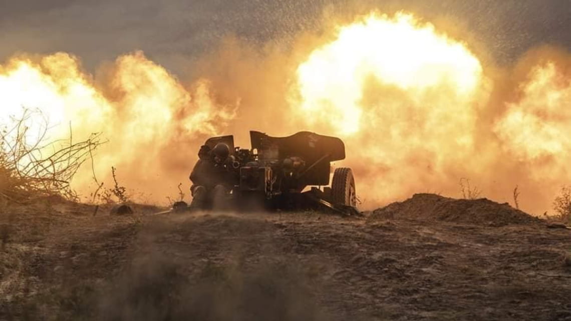 Українські сили тримають героїчну оборону під Бахмутом. Актуальні мапи фронту