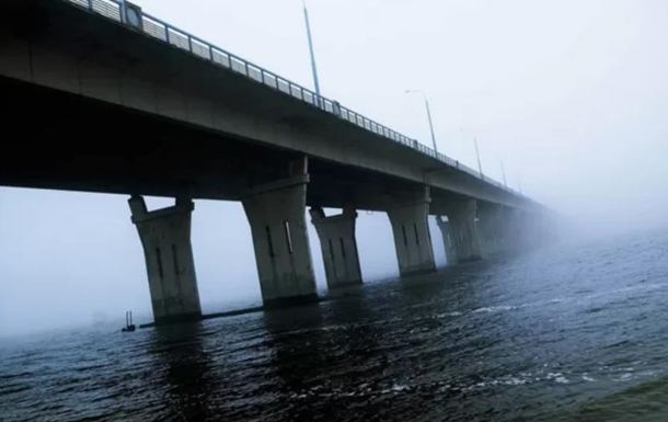 Усі мости відбудуємо. Зеленський про переправи на Херсонщині