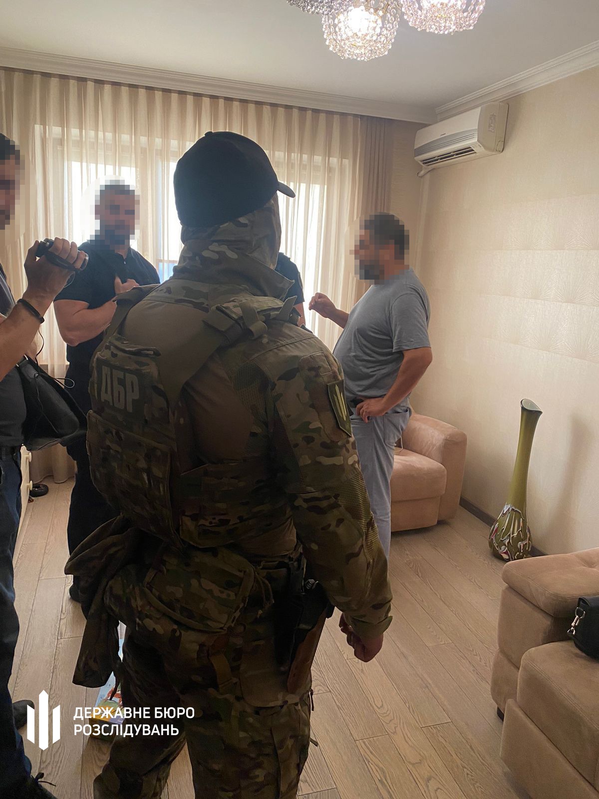 Втеча нардепа Дмитрука за кордон: розпочато кримінальне провадження