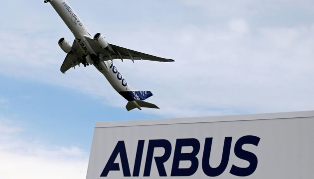 Airbus, як і Boeing, зупиняє підтримку російських авіакомпаній
