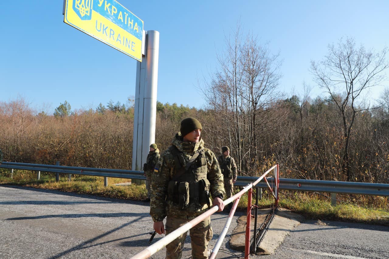 Білорусь звинуватила українських пілотів у порушенні кордону. Україна відреагувала