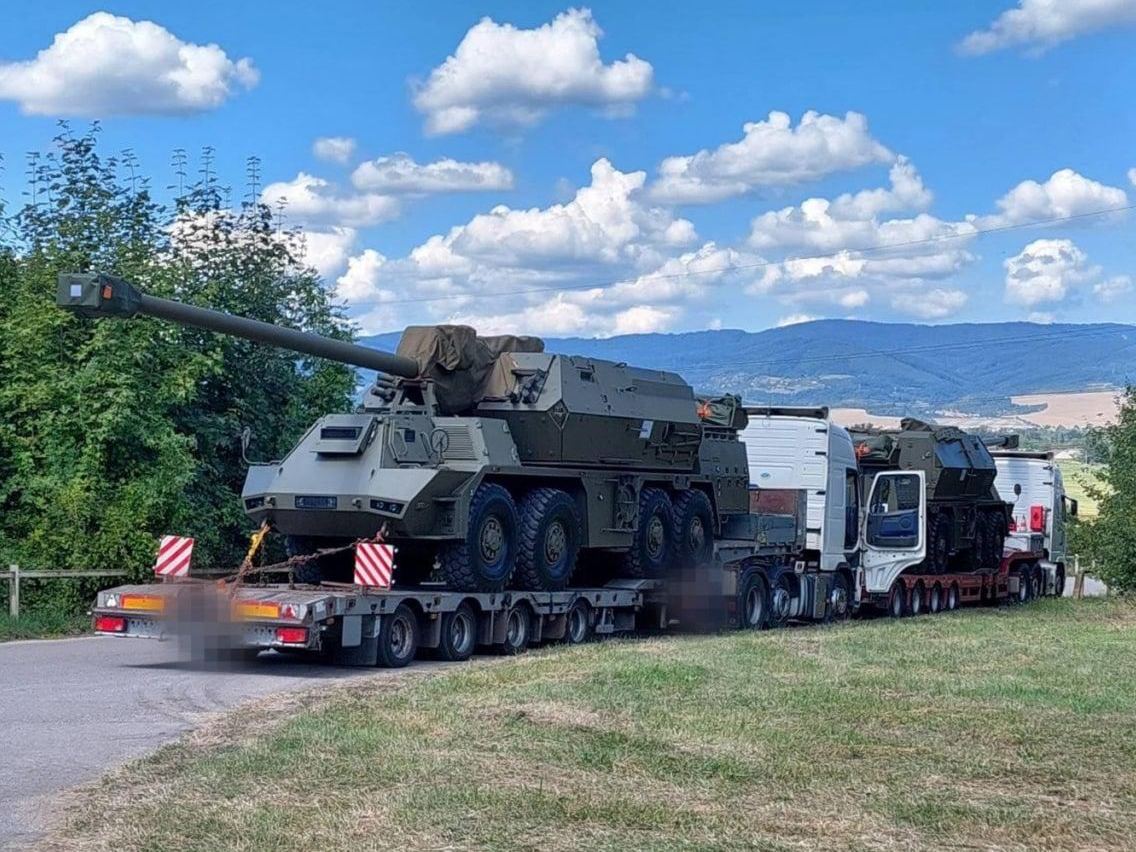 Словаччина виготовить для України шістнадцять САУ Zuzana 2