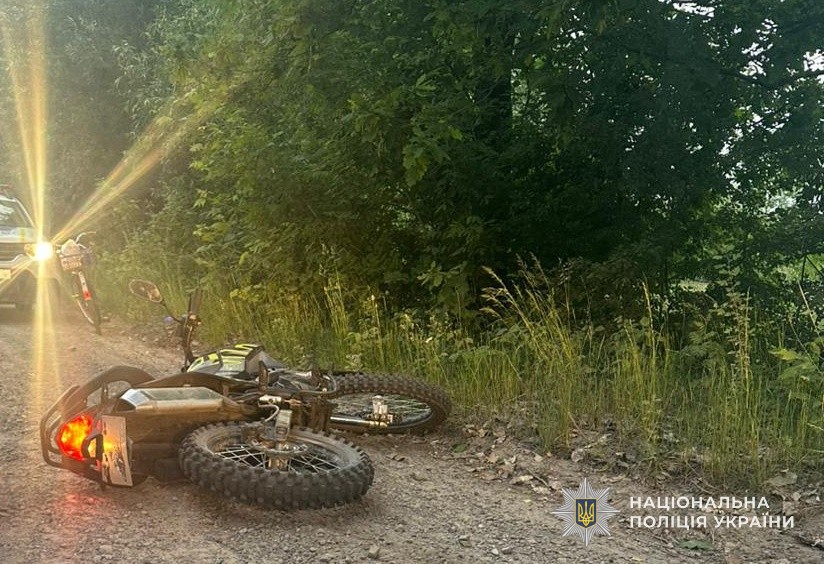Кривава доба на Львівщині: дві аварії з мотоциклістами забрали три життя (фото)