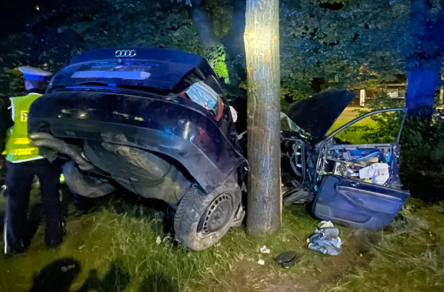 Втікали від поліції: у Польщі у ДТП загинуло двоє підлітків з України