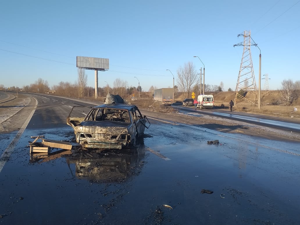 У ДТП на Київщині загорівся автомобіль, постраждали діти. З’явилися фото