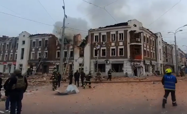 Смертельний удар по Харкову. Зеленський показав відео наслідків атаки РФ