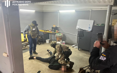На Вінниччині спіймали сина голови ТЦК, який за $20 тис. допомагав ухилянтам виїжджати за кордон