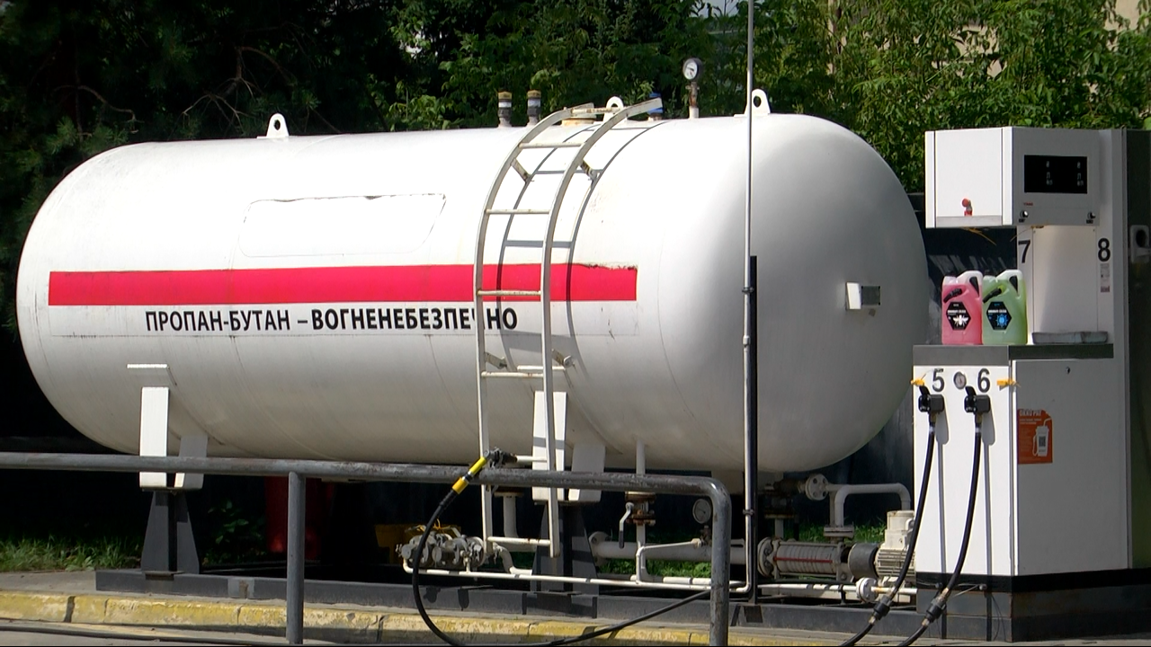 Україна призупиняє експорт газу