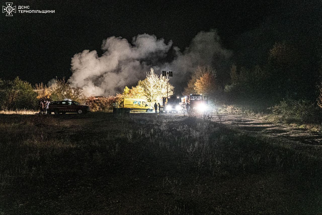 У ДСНС показали наслідки нічної атаки по Тернопільщині