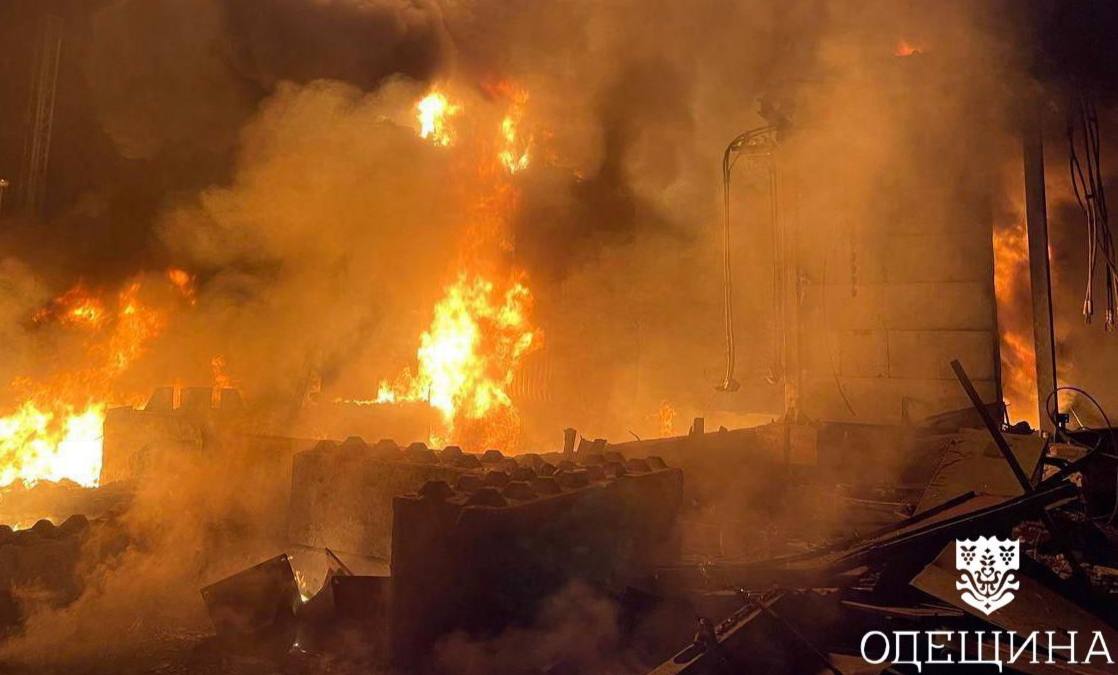 Росія вдарила по енергетичній та портовій інфраструктурі Одещини