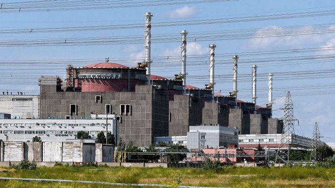 Окупанти облаштували оборонні позиції на реакторах ЗАЕС