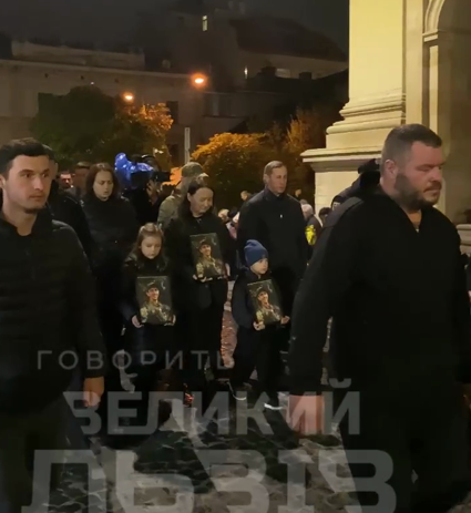У Львові розпочався парастас за загиблим зятем Ірини Фаріон Василем Особою