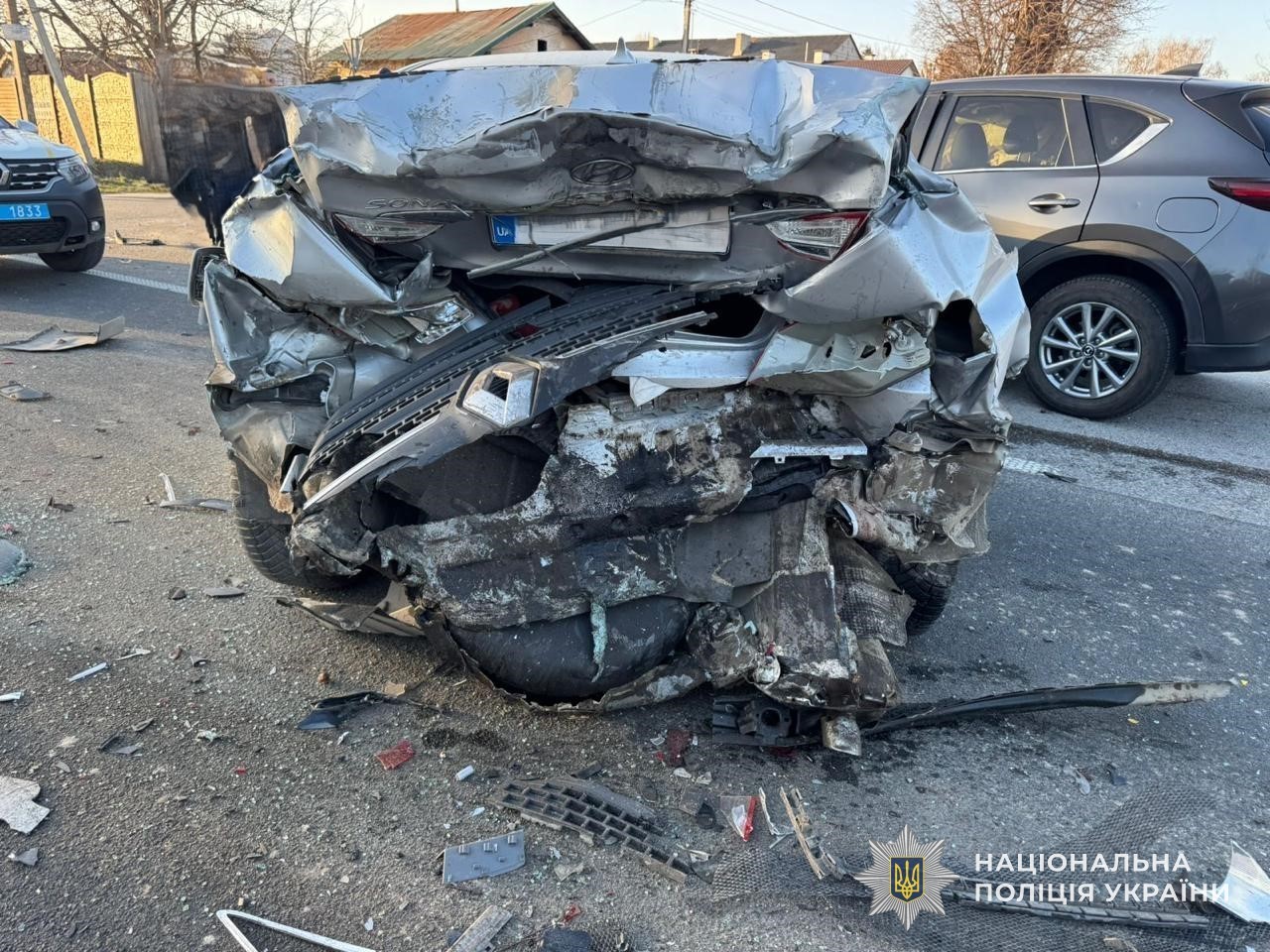 Біля Львова зіткнулися чотири автомобілі: Подробиці та ФОТО ДТП