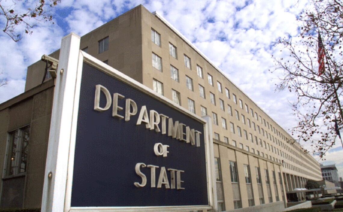 США і Велика Британія евакуюють своїх громадян з України через можливе вторгнення Росії