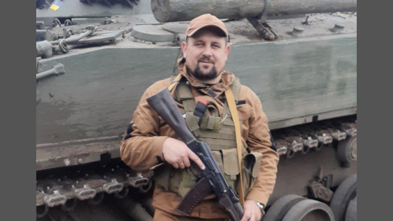 Пішов на фронт добровольцем. Львів прощається із воїном 125-ї бригади ТрО